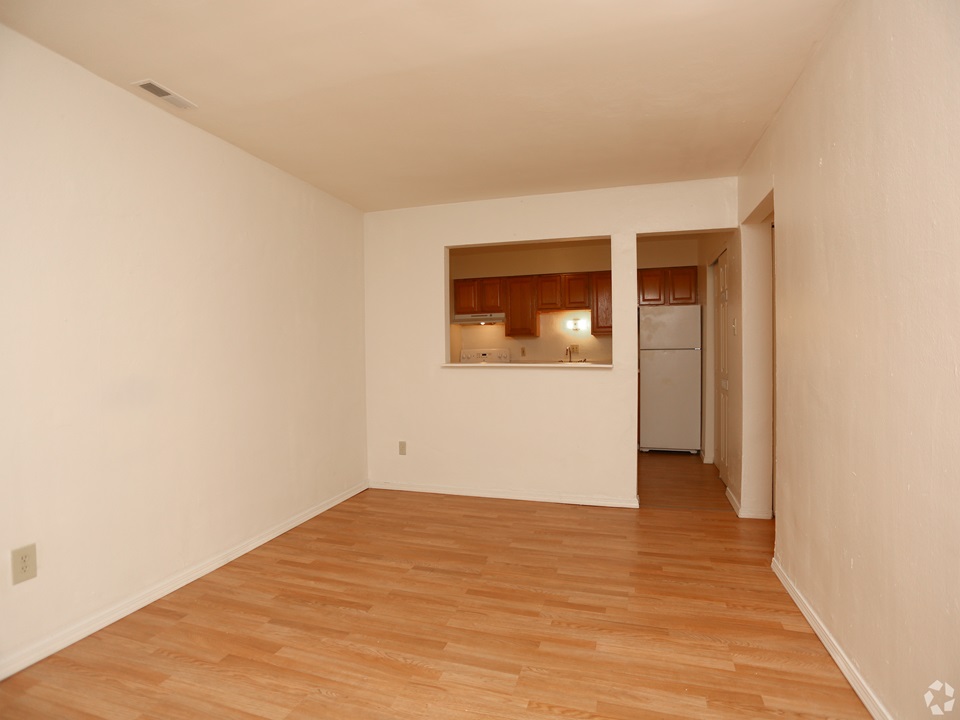 Living Room at Springwood Apartments in Saint Louis, MO 63121