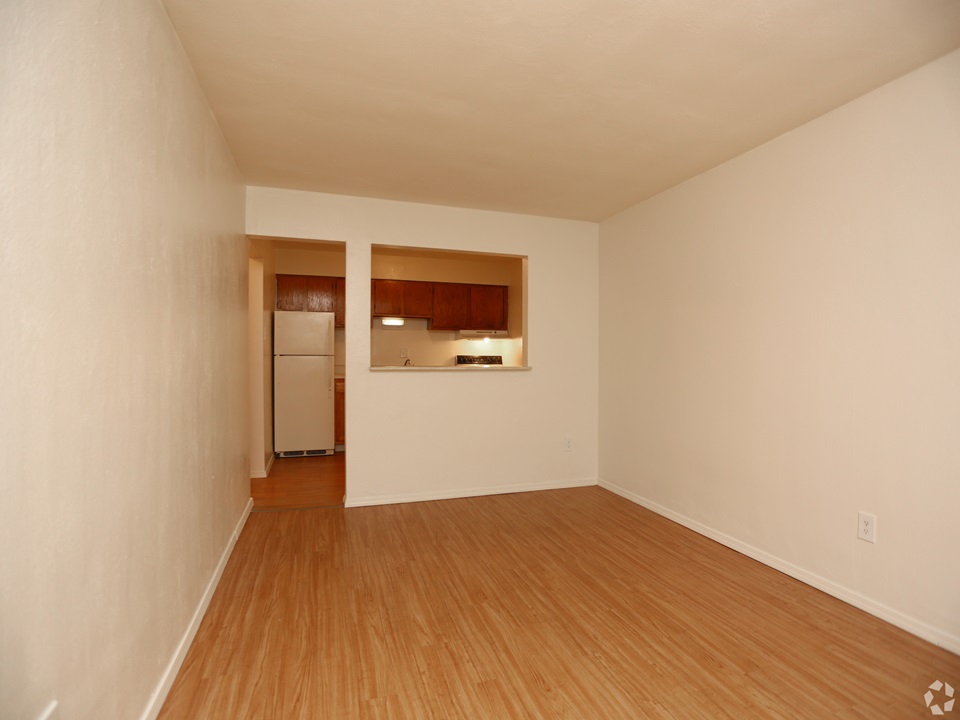 Living Room at Springwood Apartments in Saint Louis, MO 63121
