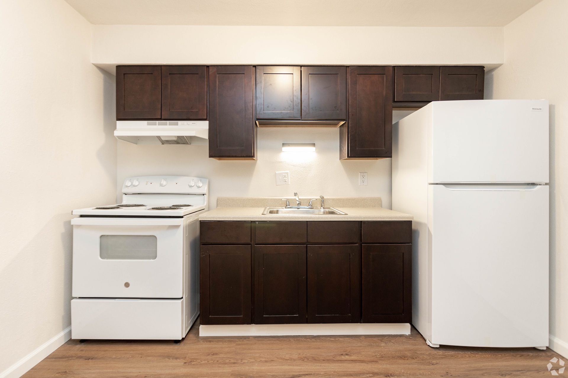 Springwood Apartments kitchen in Saint Louis Missouri